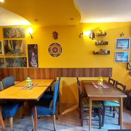 Shanti Skopje